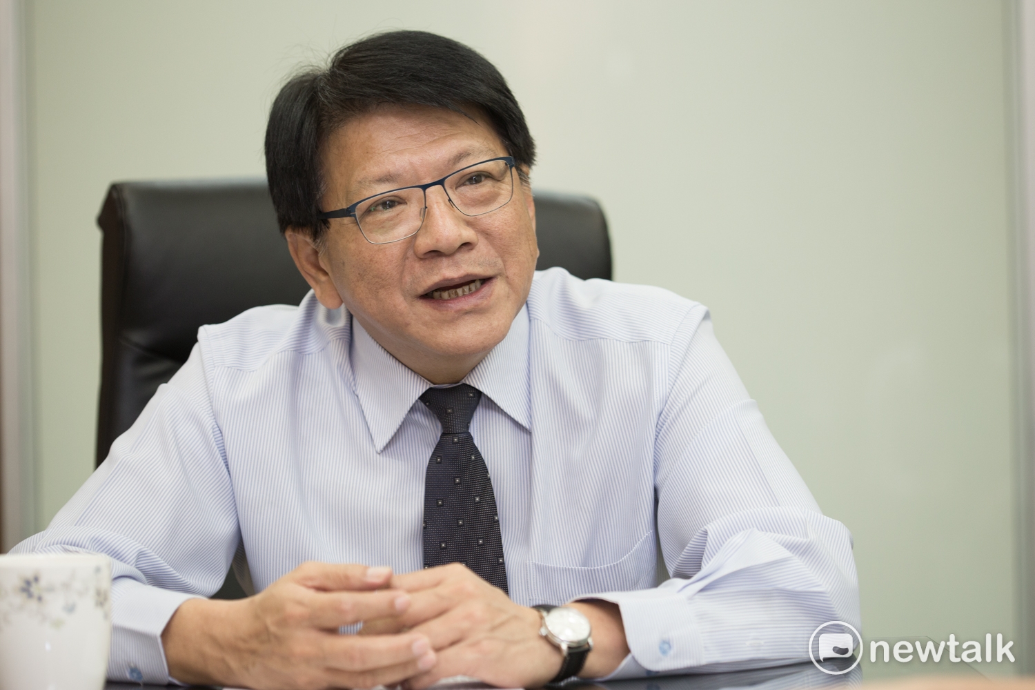 屏東縣長潘孟安:「屏東的土地會黏人,還沒離開就會開始想念」,日治時期71棟的將軍村還有原住民部落,都是開發配套新景點。 圖:李佳純 / 攝 屏東縣長潘孟安:「屏東的土地會黏人,還沒離開就會開始想念」,日治時期71棟的將軍村還有原住民部落,都是開發配套新景點。 圖:李佳純 / 攝