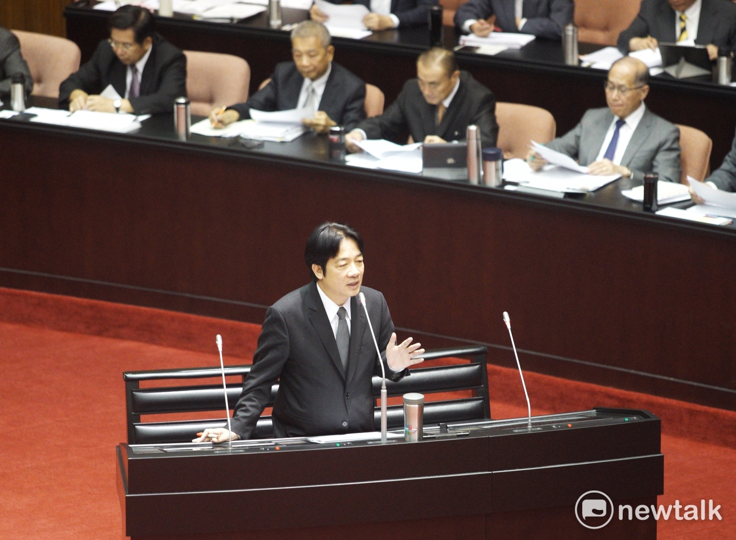 行政院長賴清德在立法院備詢。圖:張良一/攝 行政院長賴清德在立法院備詢。圖:張良一/攝