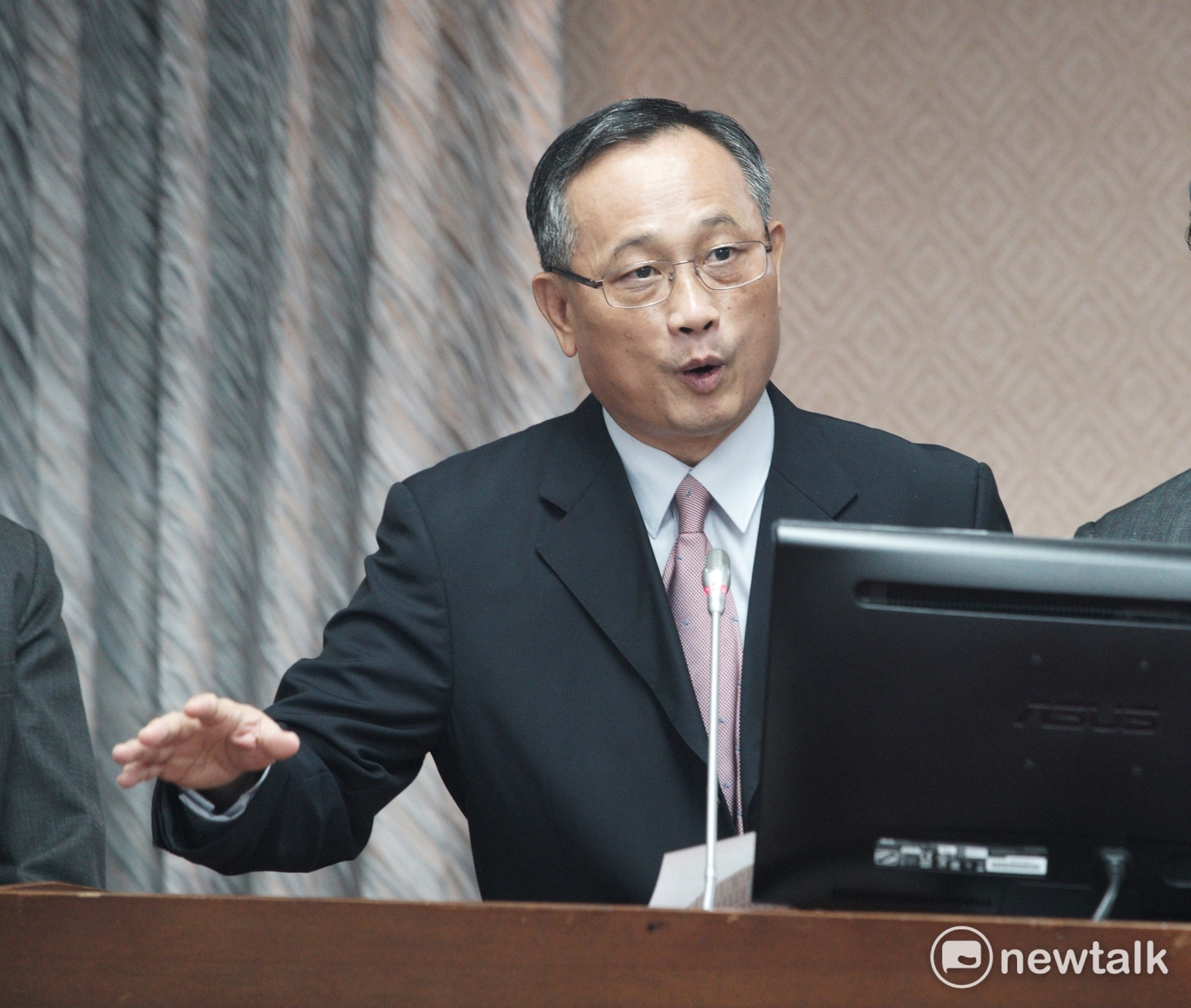 內政部今天下午核定一波高階警官職務調整,這也是警政署長陳家欽於去年9月上任後,首次大規模調整高階警官人事。 內政部今天下午核定一波高階警官職務調整,這也是警政署長陳家欽於去年9月上任後,首次大規模調整高階警官人事。