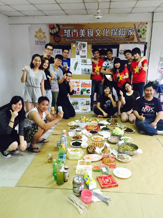 「小Mi美味探險隊」是由桃園市東南亞藝文教育創新協會成員所組成。   圖：桃園市東南亞藝文教育創新暨研究協會/提供