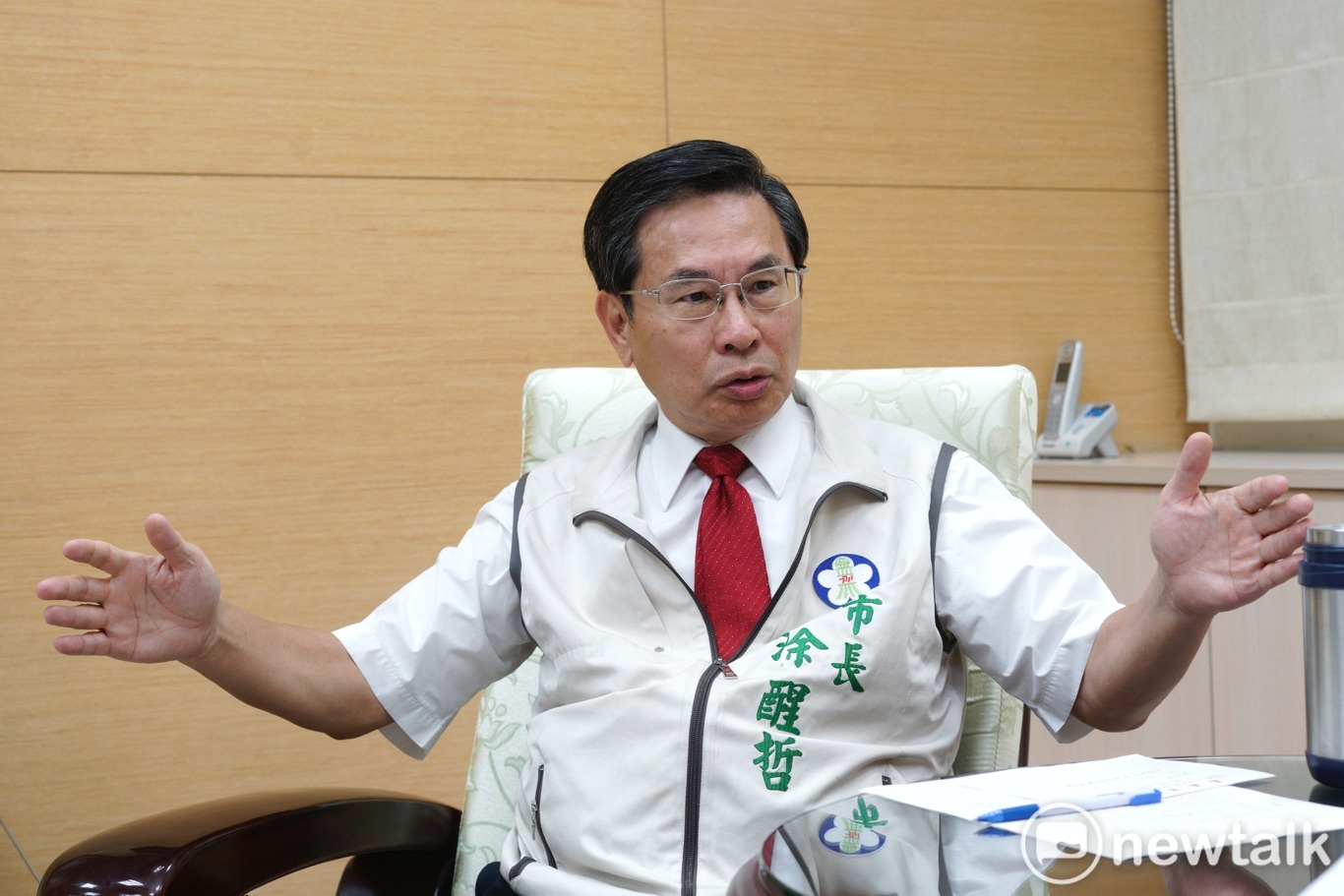嘉義市長涂醒哲接受新頭殼專訪,指治水政績民眾有感。 圖:張良一/攝 嘉義市長涂醒哲接受新頭殼專訪,指治水政績民眾有感。 圖:張良一/攝