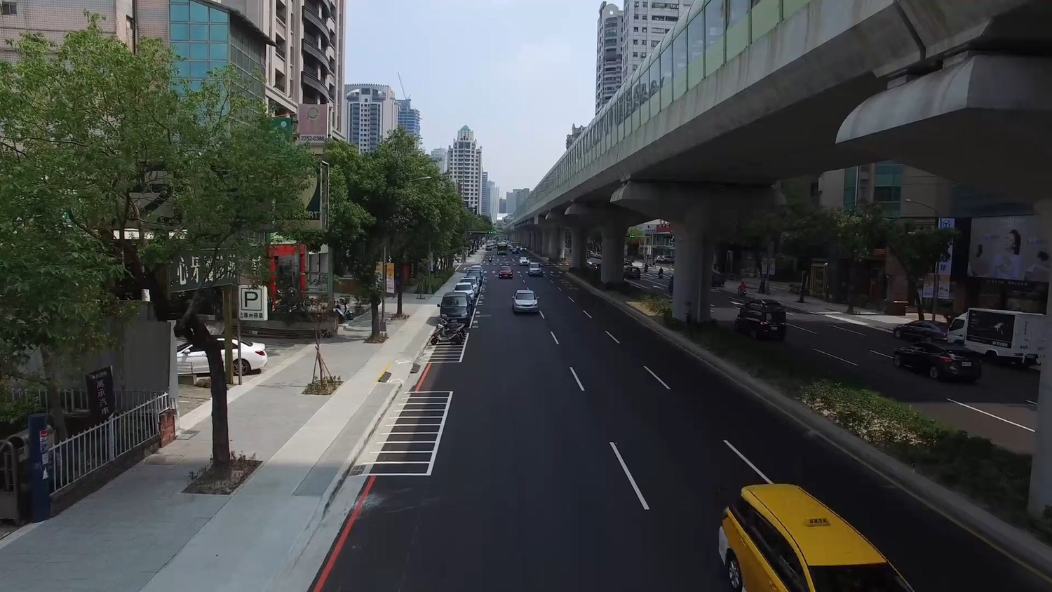 感謝許多無名英雄，文心路現今一路平整    圖：臺中市政府新聞局/提供