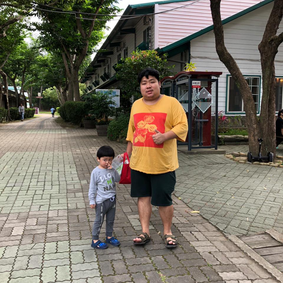 統神與兒子小航Z 統神與兒子小航Z
