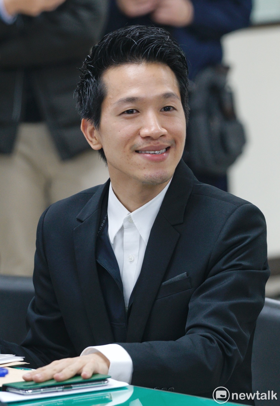 曾在台北市議員士林、北投選戰中拿下第一高票的何志偉,將代表民進黨參選台北市立委補選。 圖:張良一/攝 曾在台北市議員士林、北投選戰中拿下第一高票的何志偉,將代表民進黨參選台北市立委補選。 圖:張良一/攝