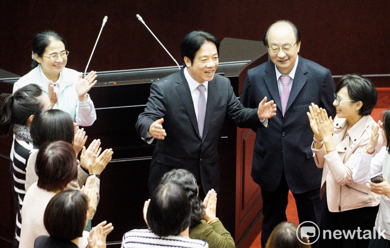 立法院臨時今(10)日傍晚完成中央政府總預算案三讀程序,行政院長賴清德於傍晚5時40分將前往立院致意。 圖:張良一/攝 立法院臨時今(10)日傍晚完成中央政府總預算案三讀程序,行政院長賴清德於傍晚5時40分將前往立院致意。 圖:張良一/攝