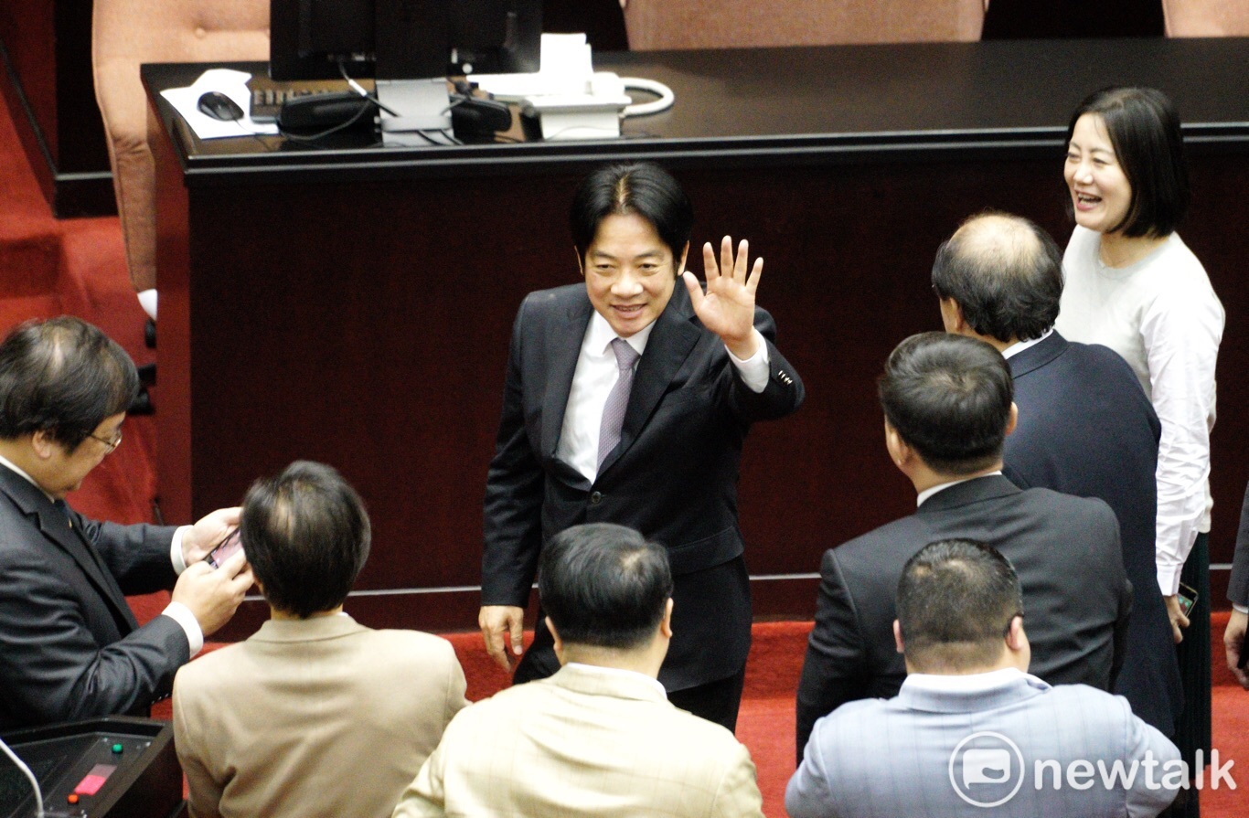 立法院臨時會完成中央政府總預算案三讀程序,行政院長賴清德前往立院致意。資料照片。 圖:張良一/攝 立法院臨時會完成中央政府總預算案三讀程序,行政院長賴清德前往立院致意。資料照片。 圖:張良一/攝