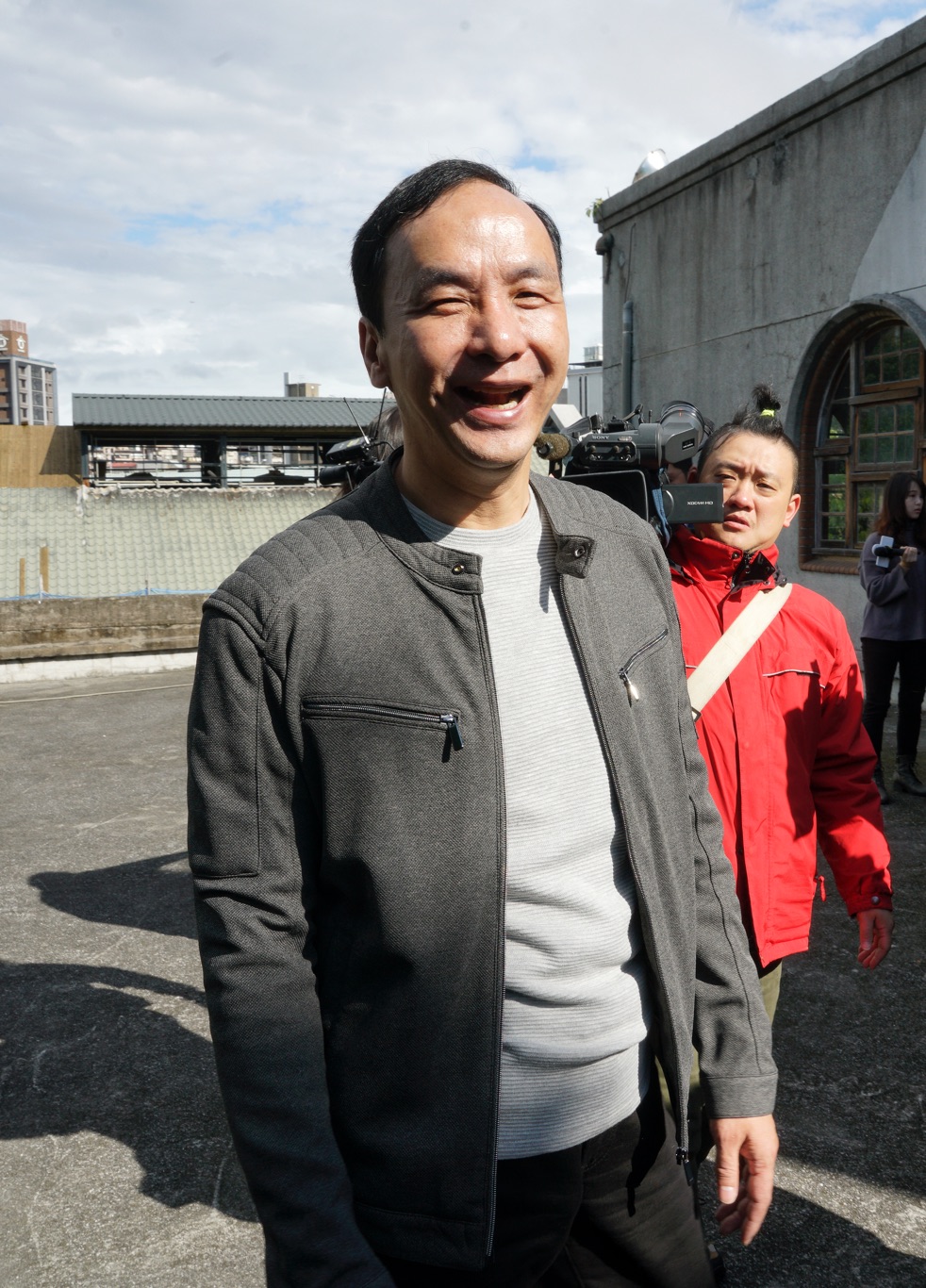 朱立倫參訪TeSA亞太品牌商務加速器。 圖:張良一/攝 朱立倫參訪TeSA亞太品牌商務加速器。 圖:張良一/攝