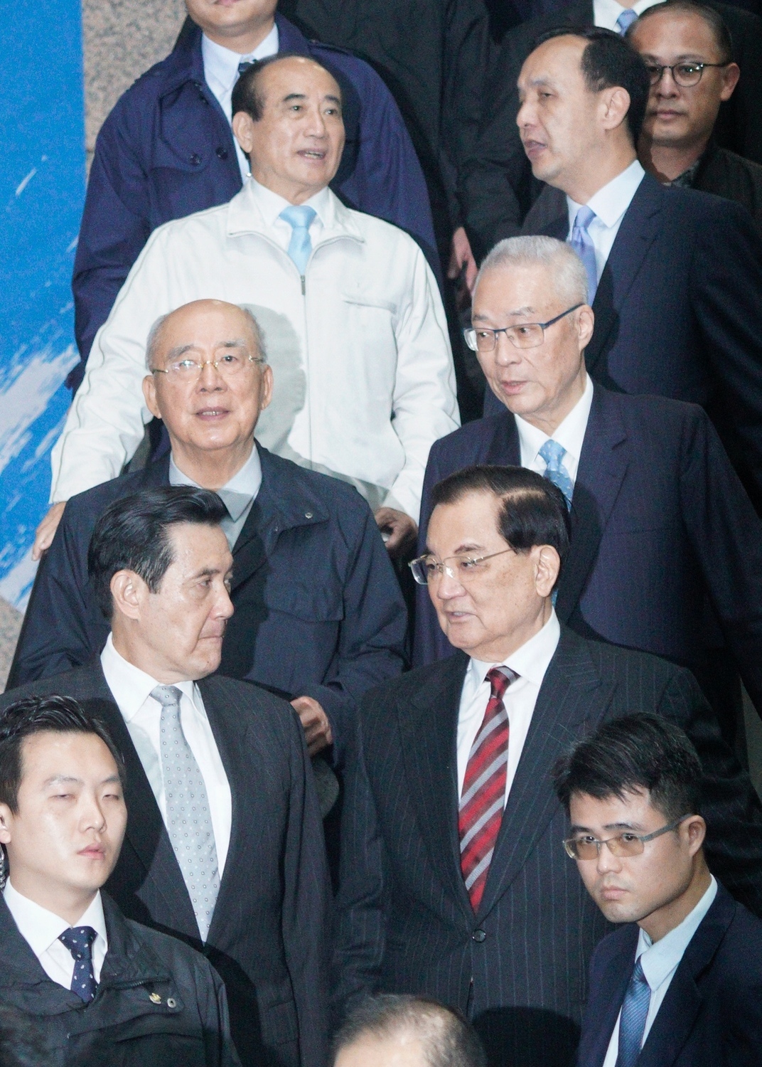 國民黨主席吳敦義、前總統馬英九、前新北市長朱立倫和前立法院長王金平共同出席國民黨中央舉行的「恭祝福德正神聖誕千秋」祭典。 圖:張良一/攝 國民黨主席吳敦義、前總統馬英九、前新北市長朱立倫和前立法院長王金平共同出席國民黨中央舉行的「恭祝福德正神聖誕千秋」祭典。 圖:張良一/攝