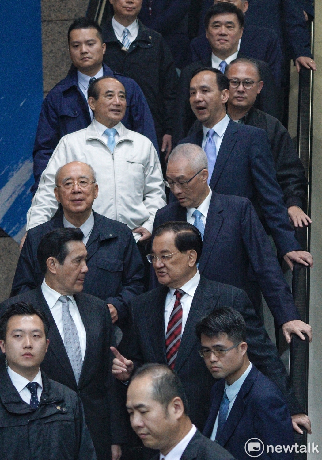國民黨主席吳敦義、前總統馬英九、前新北市長朱立倫和前立法院長王金平共同出席國民黨中央舉行的「恭祝福德正神聖誕千秋」祭典。 圖:張良一/攝 國民黨主席吳敦義、前總統馬英九、前新北市長朱立倫和前立法院長王金平共同出席國民黨中央舉行的「恭祝福德正神聖誕千秋」祭典。 圖:張良一/攝