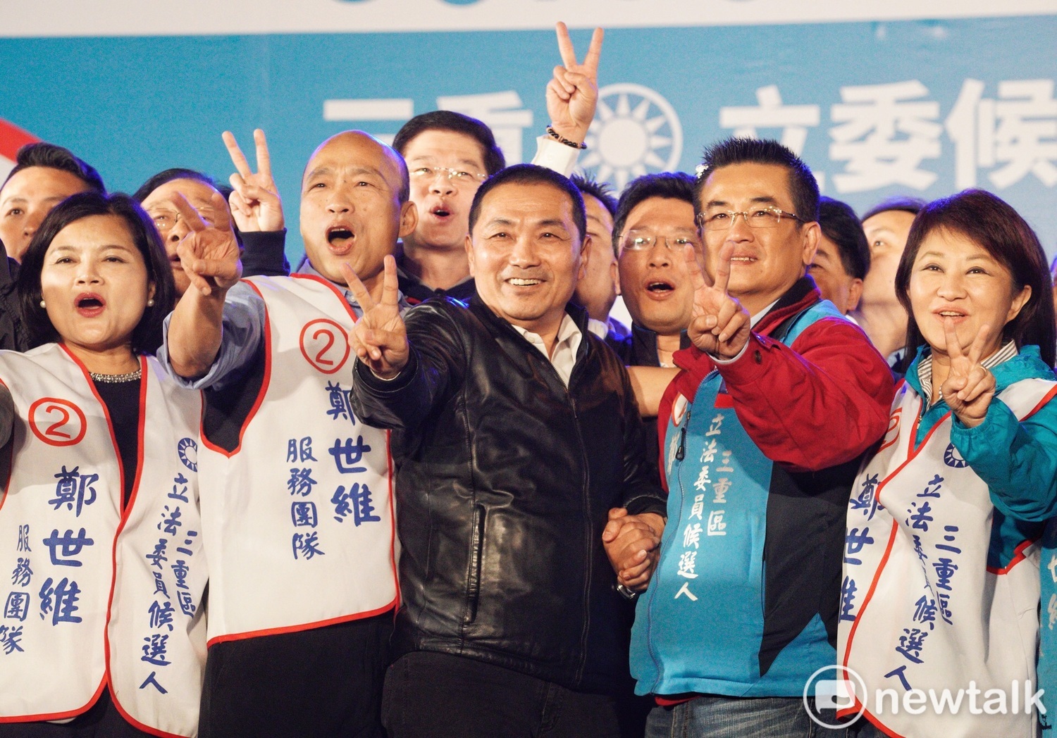 「三子」到齊為鄭世維助選。 圖:張良一/攝 「三子」到齊為鄭世維助選。 圖:張良一/攝