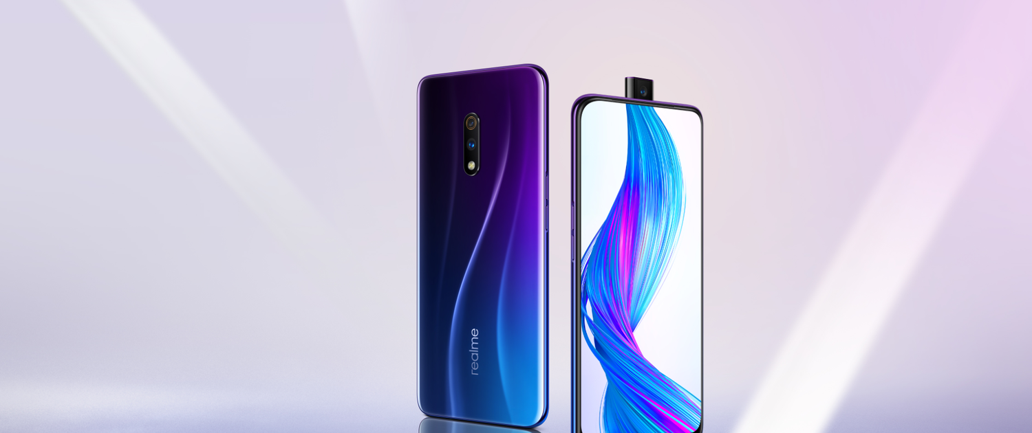 realme X搭載升降前鏡頭,要自拍時前鏡頭才會升起。圖:翻攝官網 realme X搭載升降前鏡頭,要自拍時前鏡頭才會升起。圖:翻攝官網