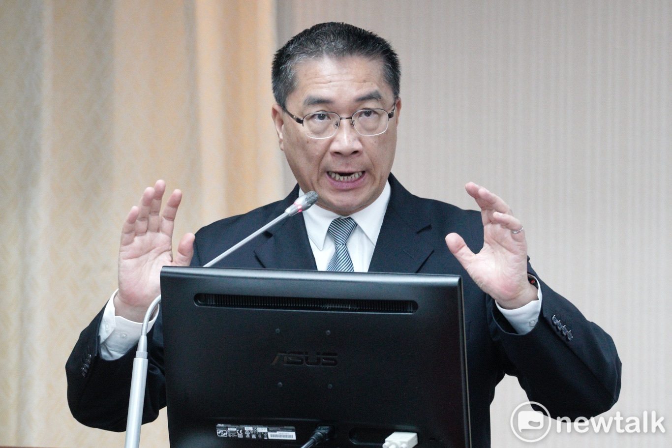 內政部長徐國勇在立院內政委員會備詢。 圖:張良一/攝 內政部長徐國勇在立院內政委員會備詢。 圖:張良一/攝