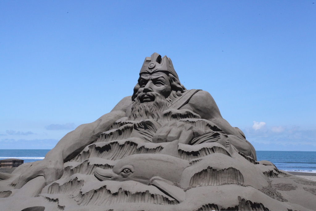 運用當地鹽產業的特色,打造南部濱海特殊鹽雕作品。圖:雲嘉南濱海國家風景區官網/提供 運用當地鹽產業的特色,打造南部濱海特殊鹽雕作品。圖:雲嘉南濱海國家風景區官網/提供