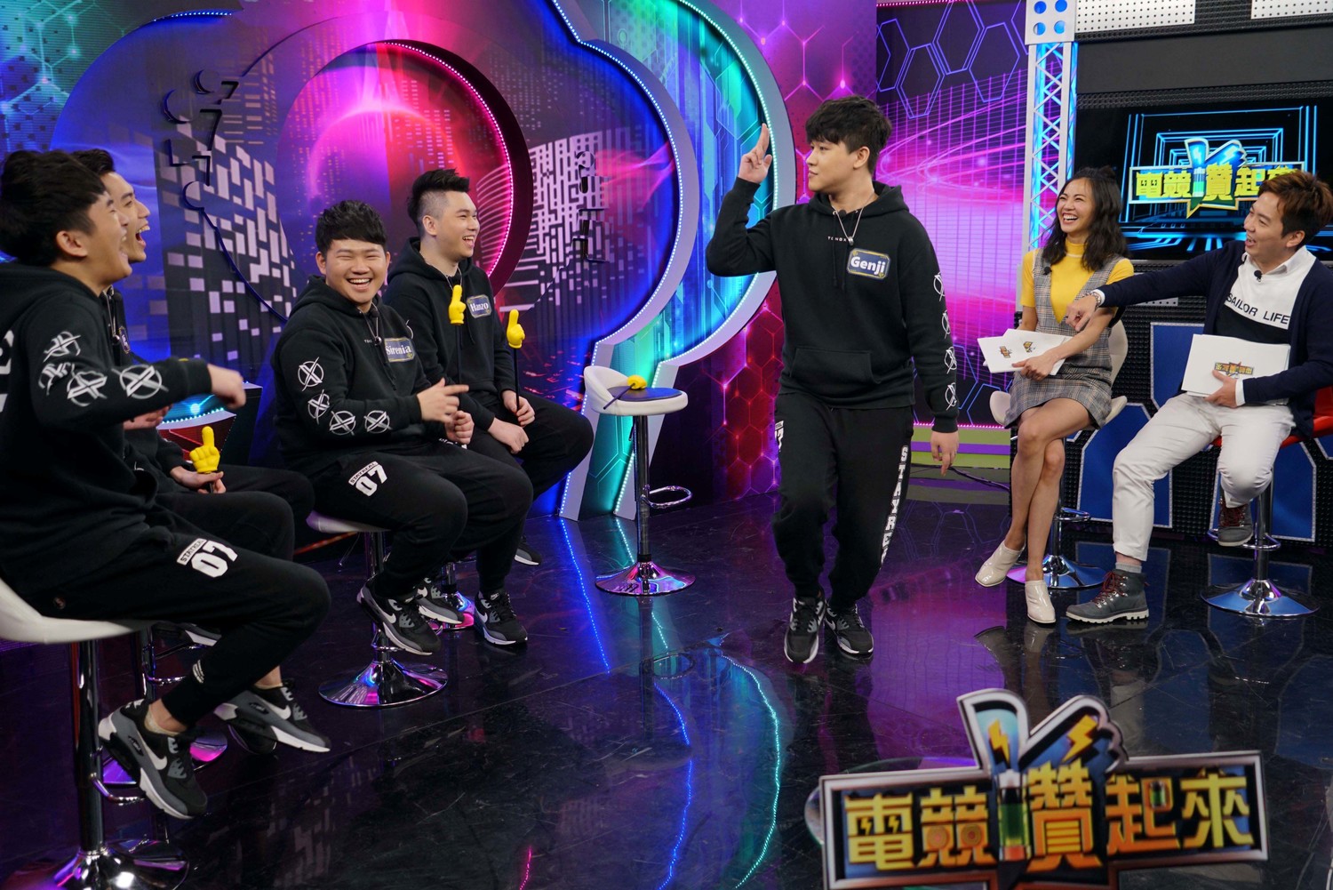 Genji模仿《傳說對決》角色小丑，笑翻眾人。