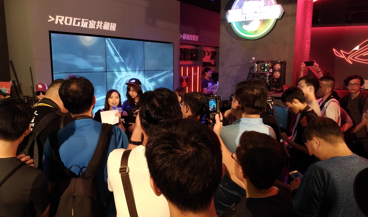 ROG電競聯盟挑戰賽PUBG直播派對吸引眾多觀眾觀賽支持 ROG電競聯盟挑戰賽PUBG直播派對吸引眾多觀眾觀賽支持
