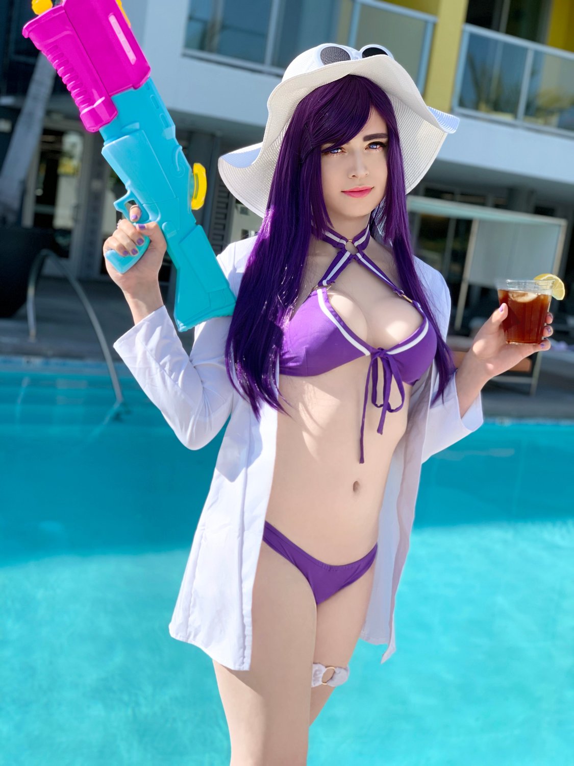 今日 Sneaky 釋出新 cosplay 作品「泳池狂歡」凱特琳 今日 Sneaky 釋出新 cosplay 作品「泳池狂歡」凱特琳