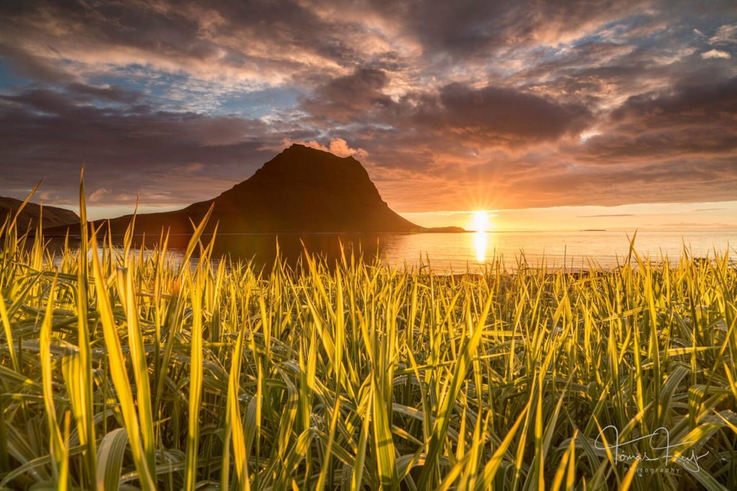 冰島格倫達菲厄澤的教堂是當地必拍景點。 圖:Booking.com/提供 冰島格倫達菲厄澤的教堂是當地必拍景點。 圖:Booking.com/提供