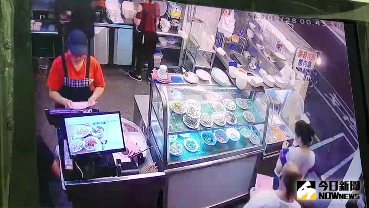 彰化市炸雞、便當、飲料等3家店面同時被奧客惡整。(圖：陳雅芳/攝)