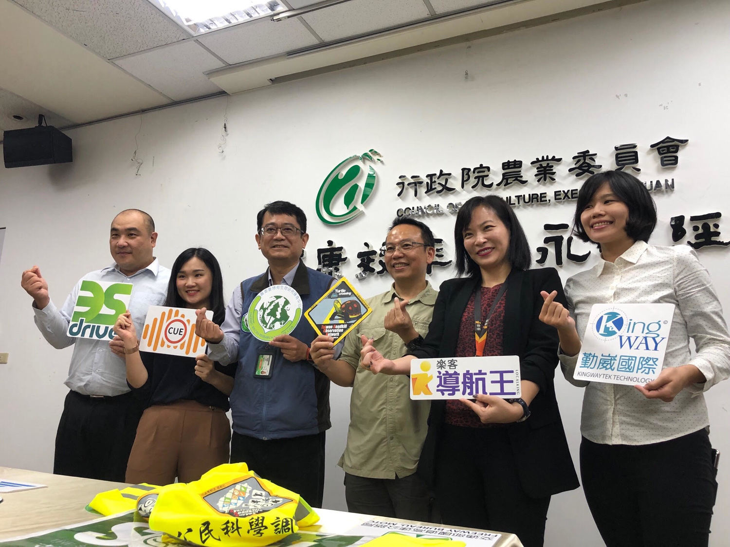 農業委員會特有生物研究保育中心所成立的「路殺社」與多個道路管理單位合作,匯集全台16萬筆動物路殺時空資料,從中歸納整理出116個動物路殺好發路段 圖:特生中心/提供 農業委員會特有生物研究保育中心所成立的「路殺社」與多個道路管理單位合作,匯集全台16萬筆動物路殺時空資料,從中歸納整理出116個動物路殺好發路段 圖:特生中心/提供
