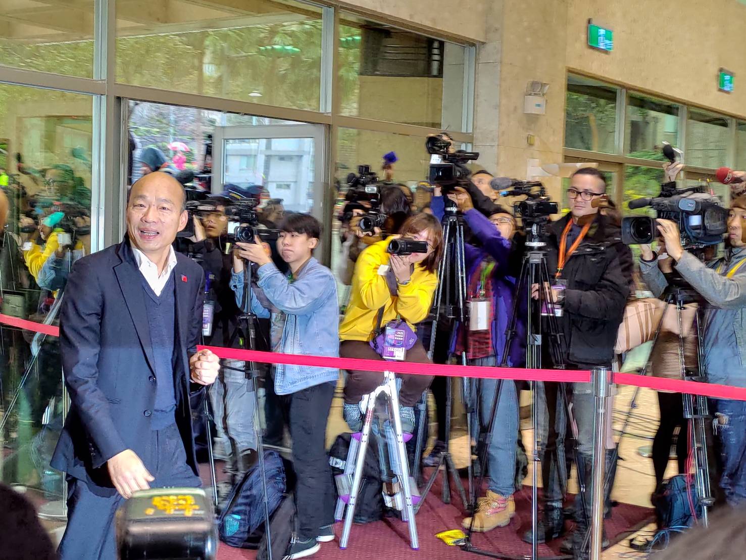 國民黨總統選人韓國瑜今天下午出席總統政見辯論會。圖/黃建豪/攝