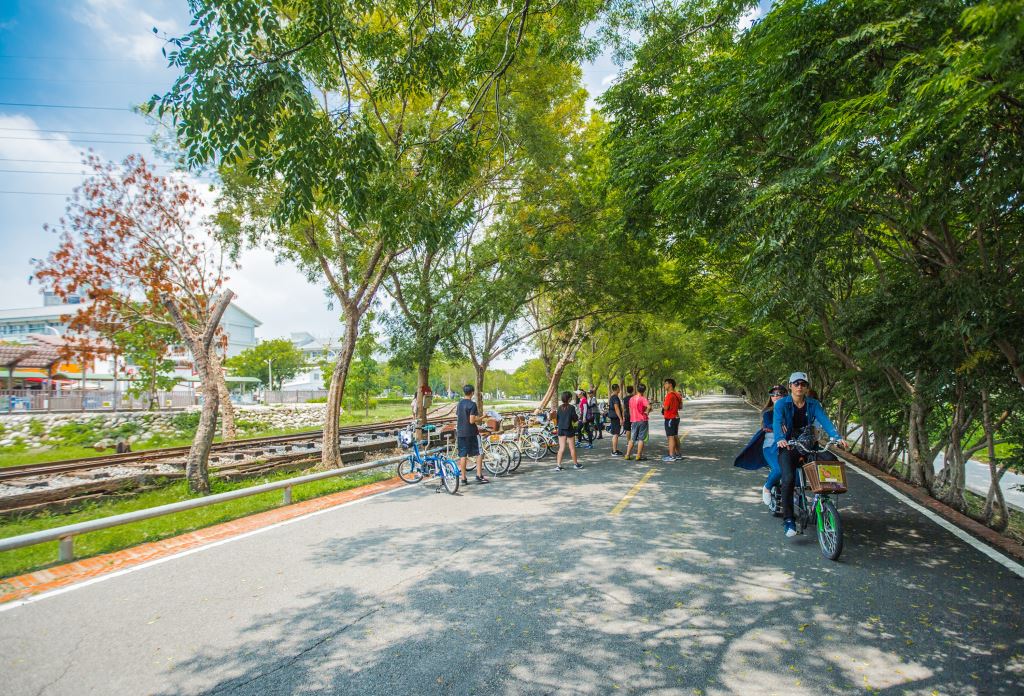 東豐自行車綠廊長12公里,距離大湖開車約45分鐘路程,也可列入一日遊的選擇。圖:翻攝自台中觀光旅遊網 東豐自行車綠廊長12公里,距離大湖開車約45分鐘路程,也可列入一日遊的選擇。圖:翻攝自台中觀光旅遊網