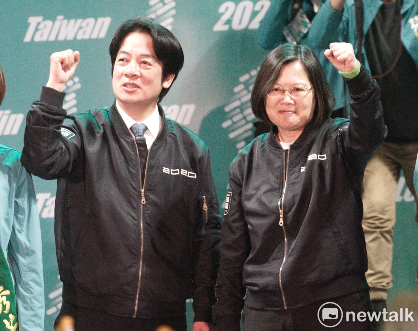 民進黨正、副總統候選人蔡英文、賴清德參加彰化場造勢晚會。 圖:張良一 / 攝(資料照) 民進黨正、副總統候選人蔡英文、賴清德參加彰化場造勢晚會。 圖:張良一 / 攝(資料照)