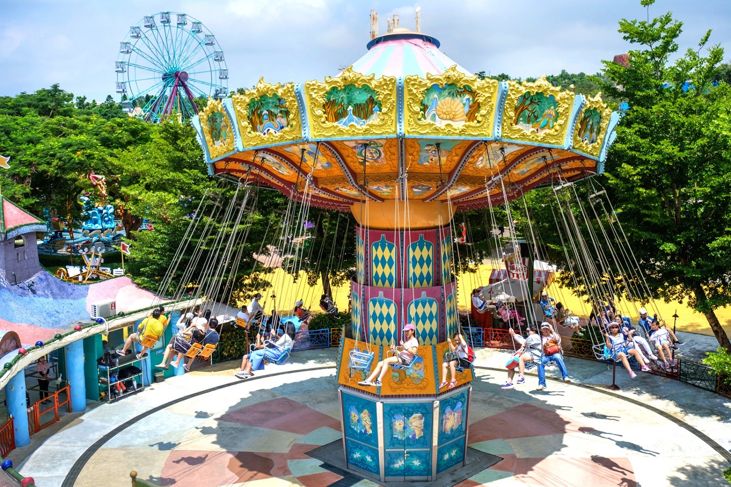 麗寶樂園前身為「月眉育樂世界」,2006年蛻變成度假園區,園區佔地200公頃,有最大水陸雙樂園、五星級飯店等等設施,全台最大摩天輪也在這裡!圖:翻攝自麗寶樂園臉書 麗寶樂園前身為「月眉育樂世界」,2006年蛻變成度假園區,園區佔地200公頃,有最大水陸雙樂園、五星級飯店等等設施,全台最大摩天輪也在這裡!圖:翻攝自麗寶樂園臉書