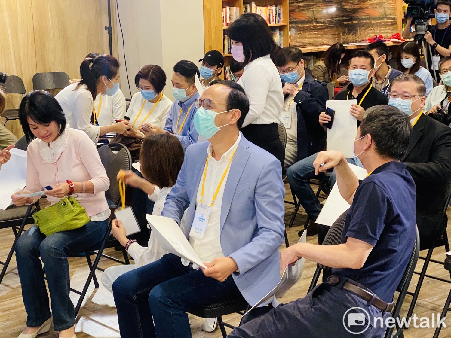 國民黨前主席朱立倫出席日知學塾上線記者會。 圖:周煊惠 /攝 國民黨前主席朱立倫出席日知學塾上線記者會。 圖:周煊惠 /攝