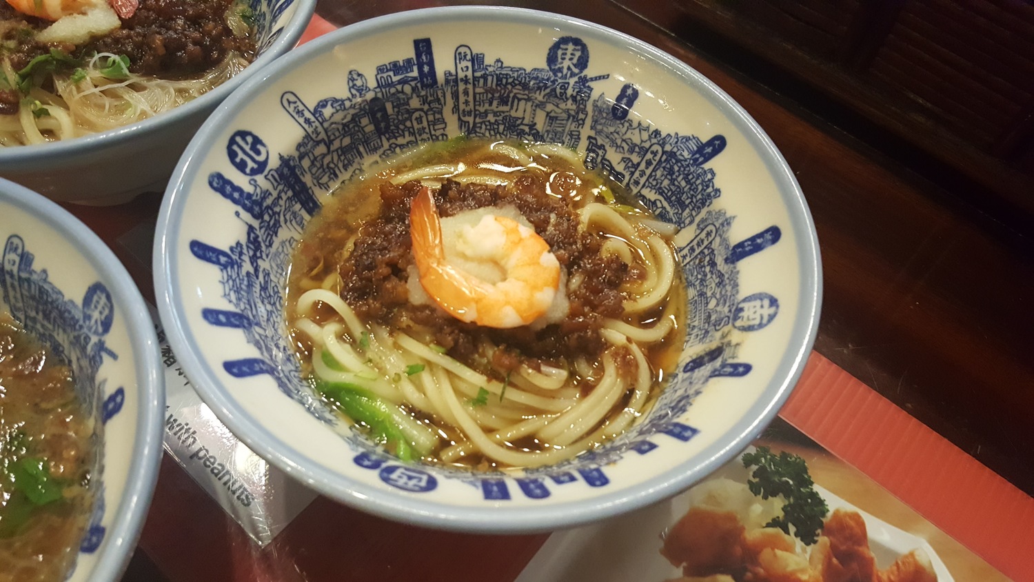 歷經長時間的傳承與洗鍊,肉燥已是台南美食的經典代表,就像日本味增、義大利肉醬一樣,是可被全世界饕客清晰辨識的美食元 圖:台南市觀旅局/提供 歷經長時間的傳承與洗鍊,肉燥已是台南美食的經典代表,就像日本味增、義大利肉醬一樣,是可被全世界饕客清晰辨識的美食元 圖:台南市觀旅局/提供