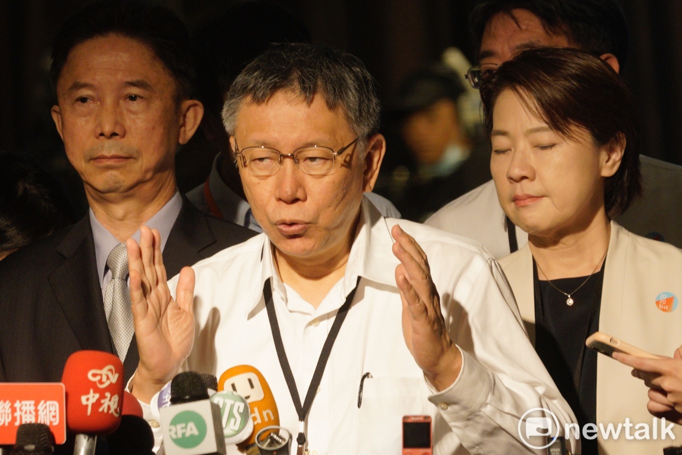 台北市長柯文哲在2020台北上海雙城論壇開幕式後受訪。 圖:張良一 / 攝 台北市長柯文哲在2020台北上海雙城論壇開幕式後受訪。 圖:張良一 / 攝