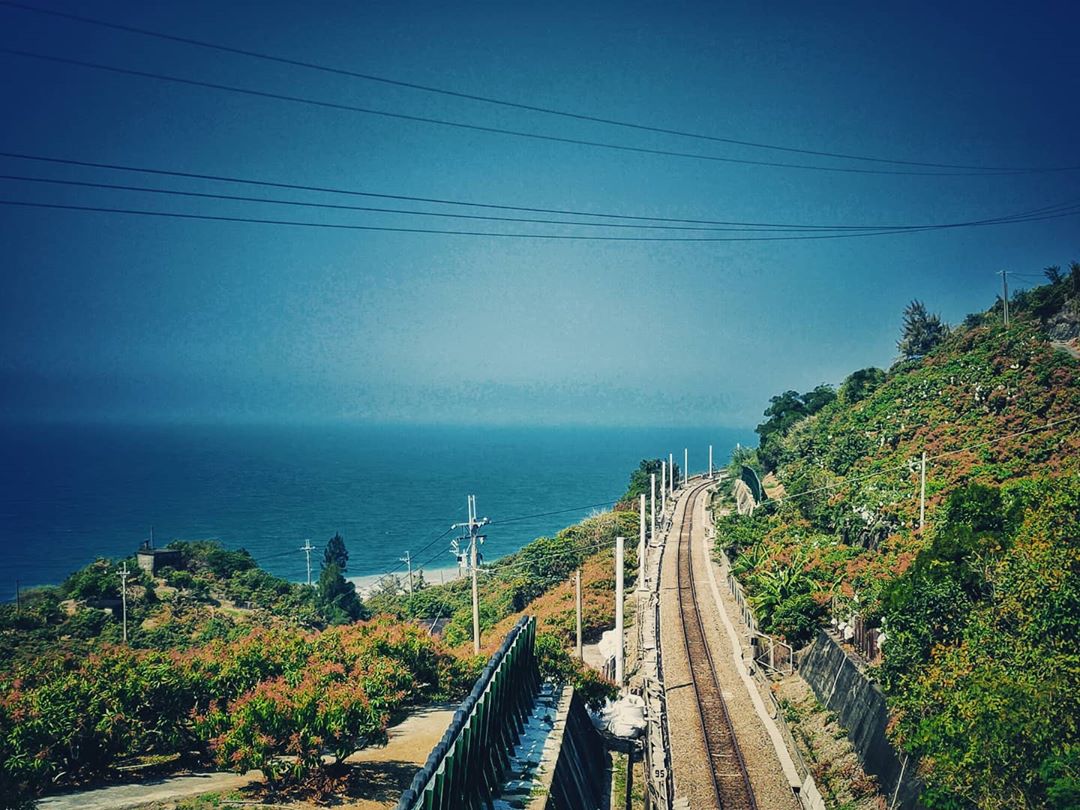 枋山車站是名符其實的秘境車站,鮮少有人來此搭車。 圖:IG@yiwei6688/攝影授權 枋山車站是名符其實的秘境車站,鮮少有人來此搭車。 圖:IG@yiwei6688/攝影授權