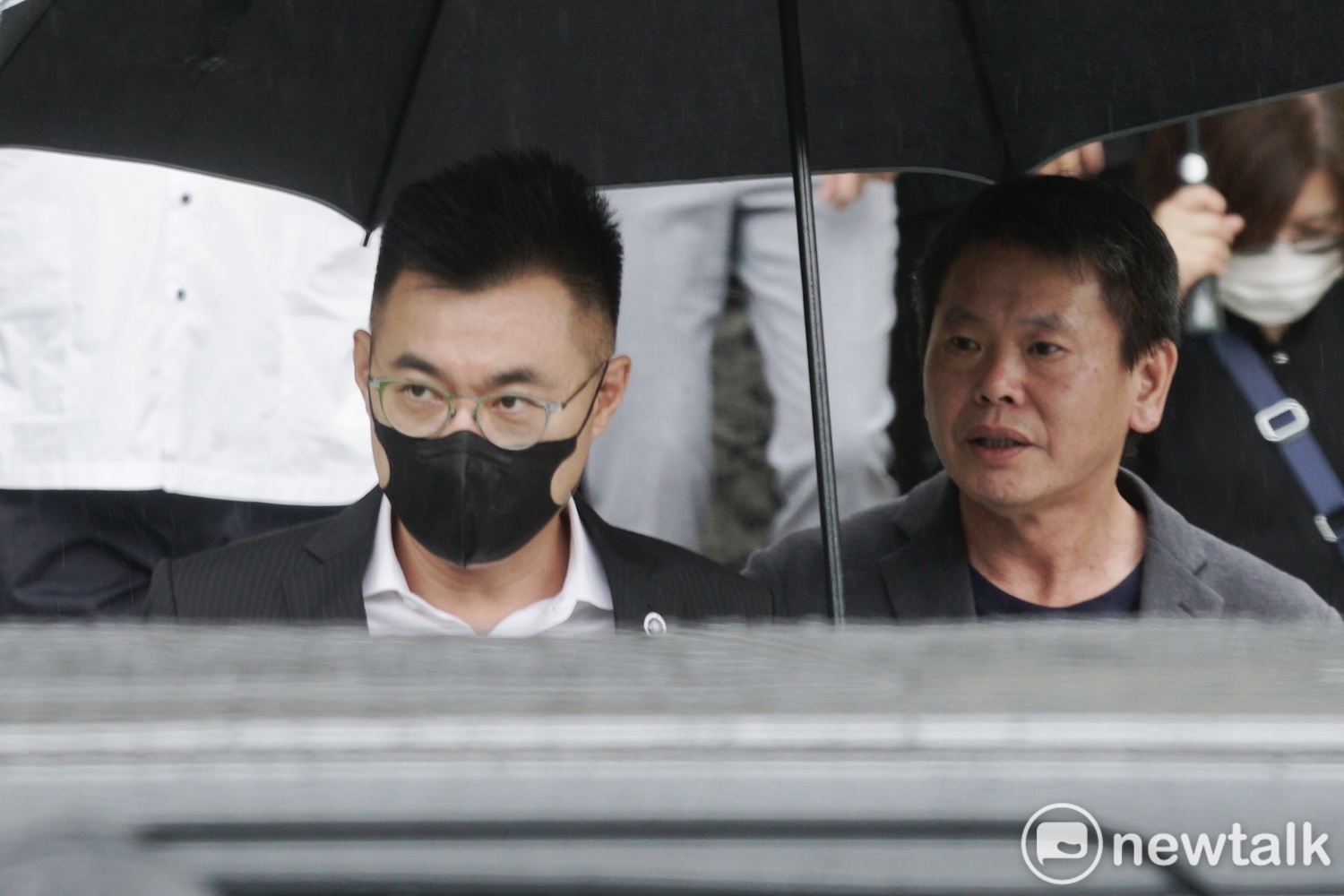 國民黨主席江啟臣和國民黨立委林為洲等人前往台北賓館弔唁前總統李登輝。 圖:張良一 / 攝 國民黨主席江啟臣和國民黨立委林為洲等人前往台北賓館弔唁前總統李登輝。 圖:張良一 / 攝