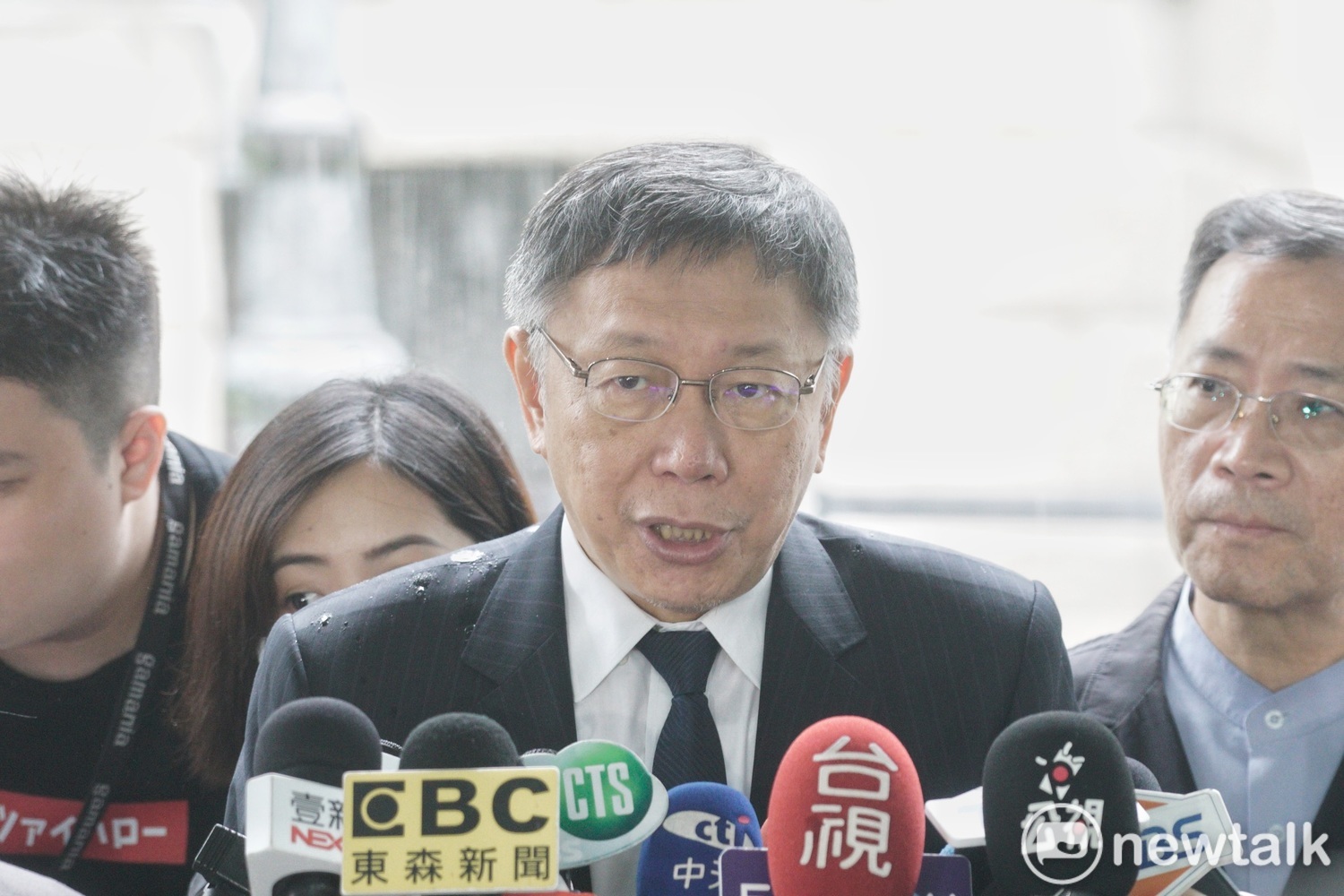 率府級官員致意李登輝 柯文哲：李讓台灣民主轉型成本最低