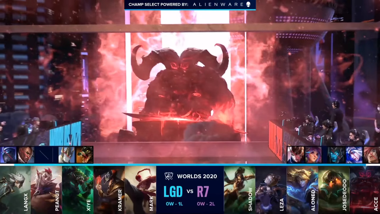 LGD(左側)禁選第三Ban竟然錯過時限空Ban。 圖:翻攝自Youtube LGD(左側)禁選第三Ban竟然錯過時限空Ban。 圖:翻攝自Youtube