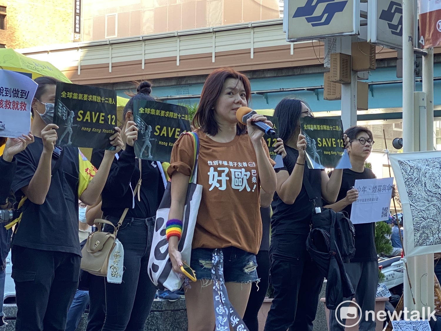 歐巴桑聯盟秘書長何語蓉。 圖:周煊惠 / 攝 歐巴桑聯盟秘書長何語蓉。 圖:周煊惠 / 攝