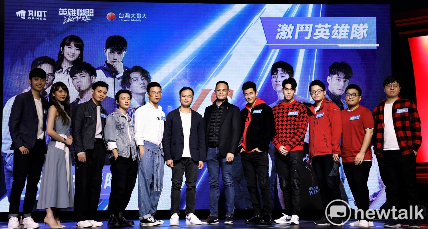 全台首場《英雄聯盟:激鬥峽谷》明星表演賽也是發表會的焦點 圖:蔡幸秀/攝 全台首場《英雄聯盟:激鬥峽谷》明星表演賽也是發表會的焦點 圖:蔡幸秀/攝