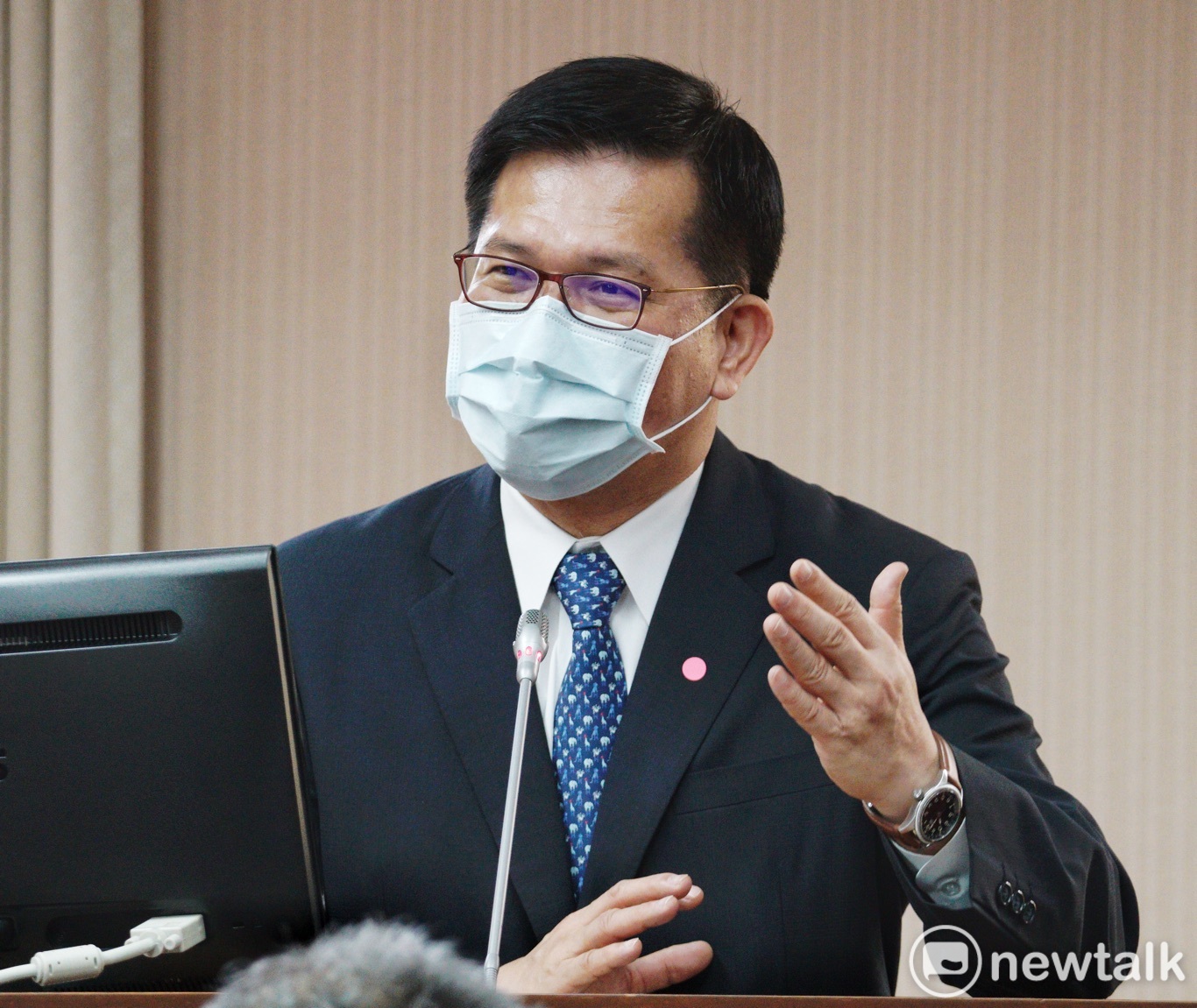 交通部長林佳龍在立院交通委員會備詢。 圖:張良一/攝 交通部長林佳龍在立院交通委員會備詢。 圖:張良一/攝