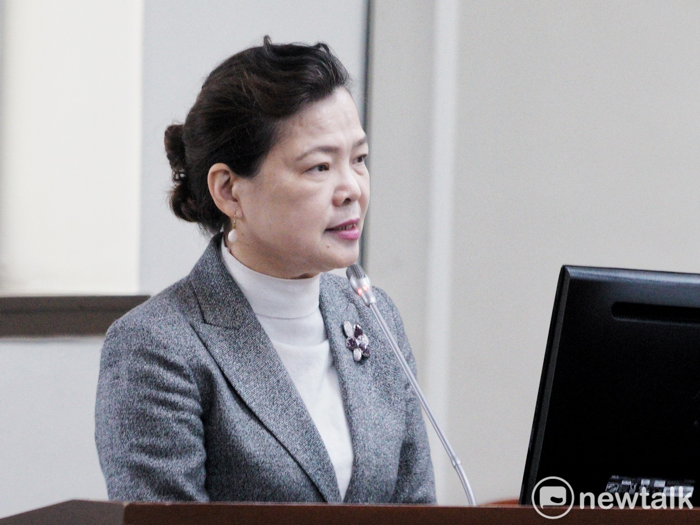 經濟部長王美花在立院經濟委員會備詢。 圖:張良一/攝 經濟部長王美花在立院經濟委員會備詢。 圖:張良一/攝