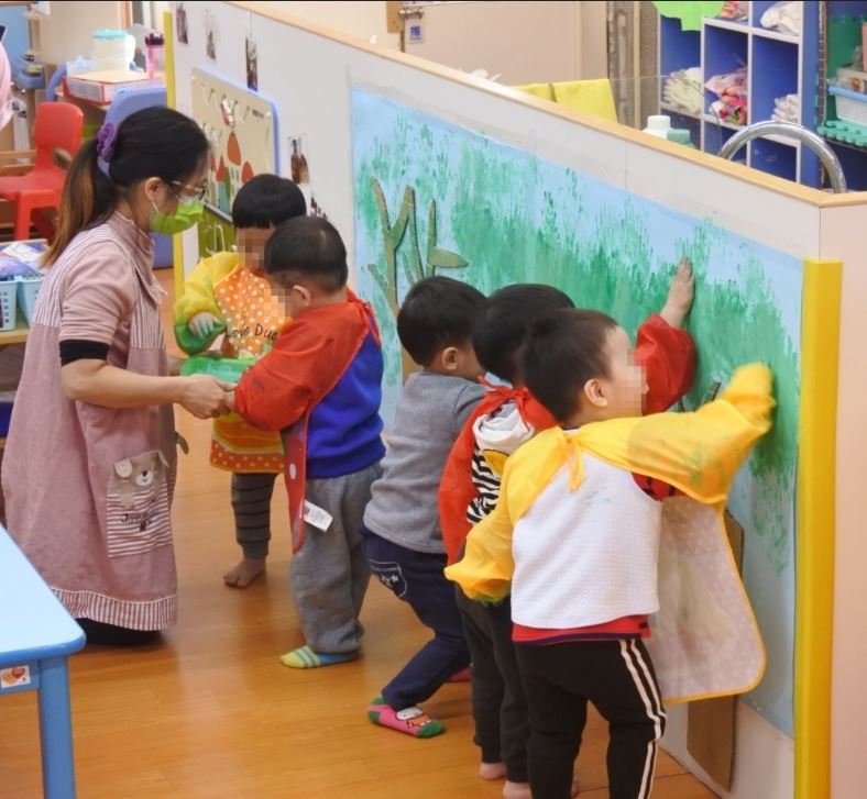宜蘭縣公私立托嬰中心(家園)將於7月22日微解封開放收托。 圖:宜蘭縣政府 宜蘭縣公私立托嬰中心(家園)將於7月22日微解封開放收托。 圖:宜蘭縣政府