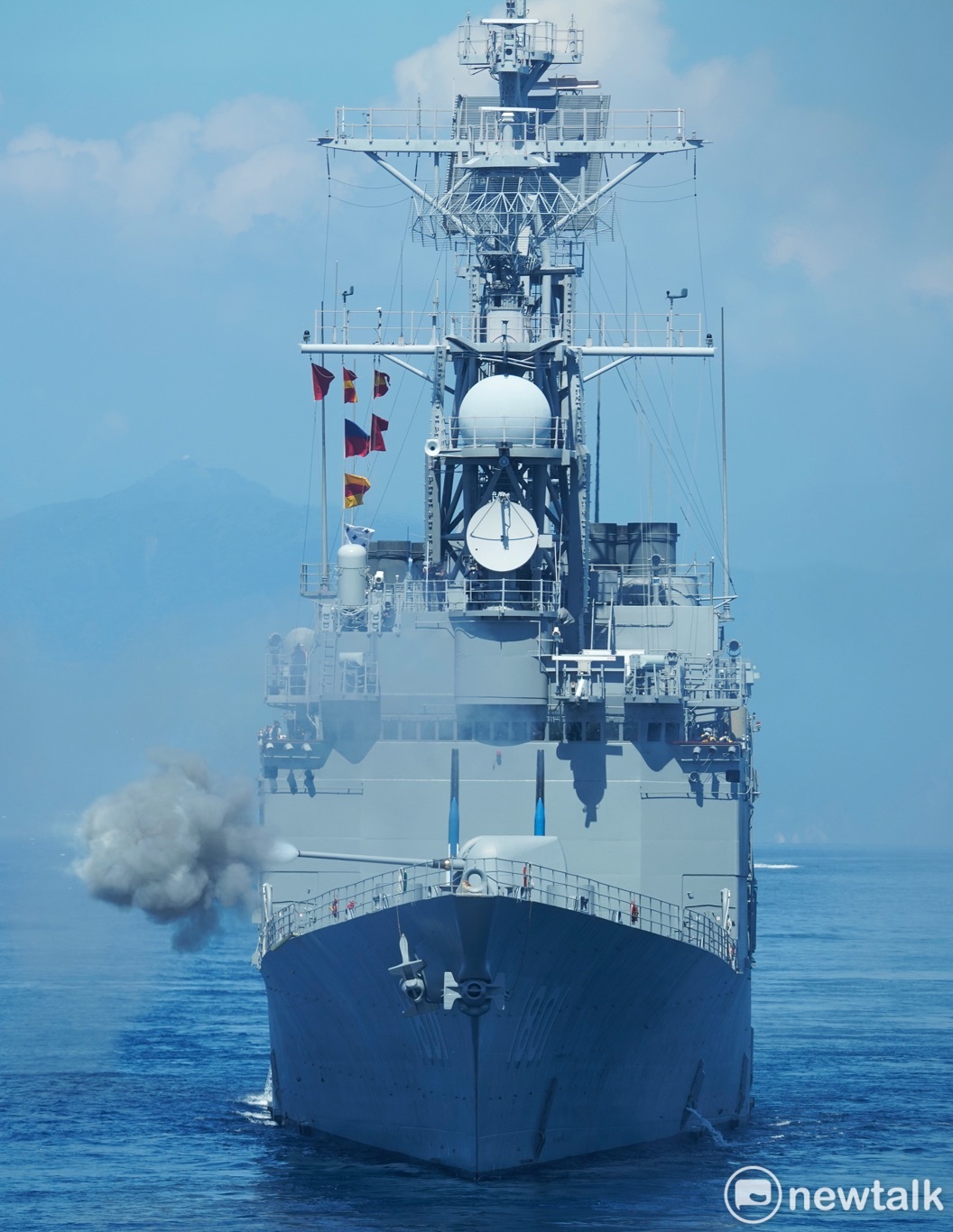 海軍基隆級艦在漢光38號演習聯合截擊作戰演練中實施5寸砲射擊。 圖:張良一/攝 海軍基隆級艦在漢光38號演習聯合截擊作戰演練中實施5寸砲射擊。 圖:張良一/攝