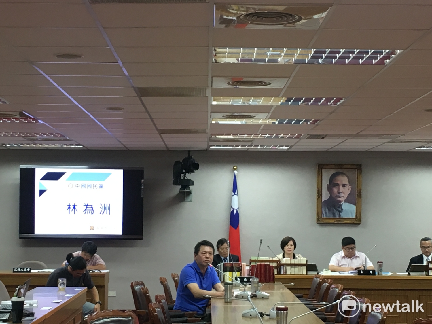 國民黨林為洲也在質詢中表示,希望大法官們能夠公平、公正的處理釋憲案。 圖:黃韋銓/攝 國民黨林為洲也在質詢中表示,希望大法官們能夠公平、公正的處理釋憲案。 圖:黃韋銓/攝