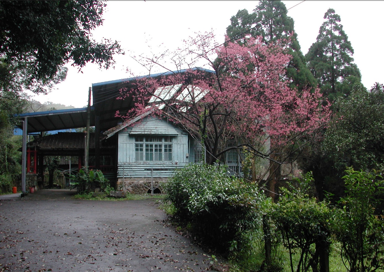 2002年,北市府委託北藝大建築系教授林會承檢測草山御賓館建築概況,當時洋館的樣貌。 圖:翻拍自北藝大建築系教授林會承報告書 2002年,北市府委託北藝大建築系教授林會承檢測草山御賓館建築概況,當時洋館的樣貌。 圖:翻拍自北藝大建築系教授林會承報告書