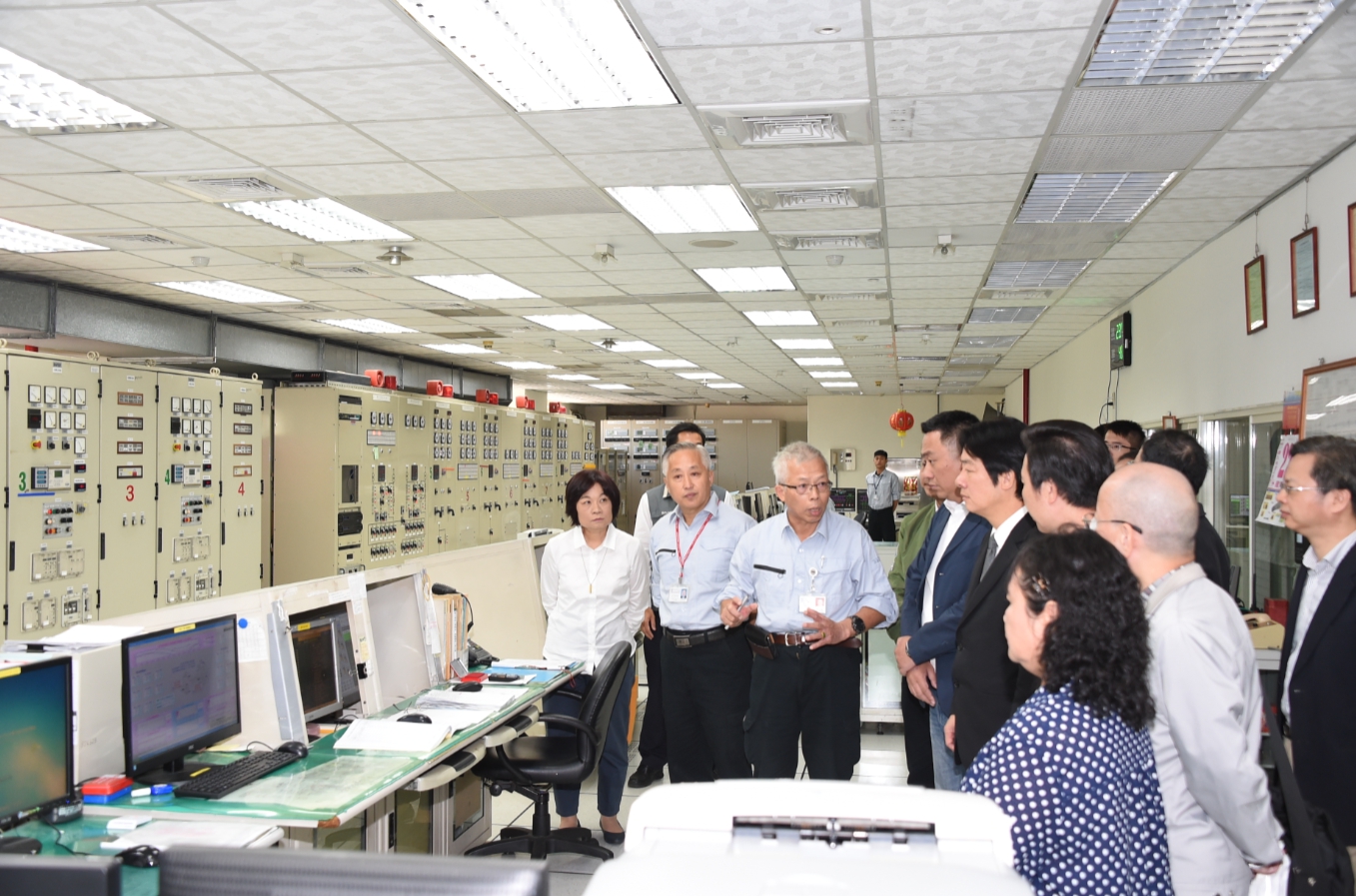 行政院長賴清德今(22)日視察金門金沙太陽光電系統。 行政院長賴清德今(22)日視察金門金沙太陽光電系統。