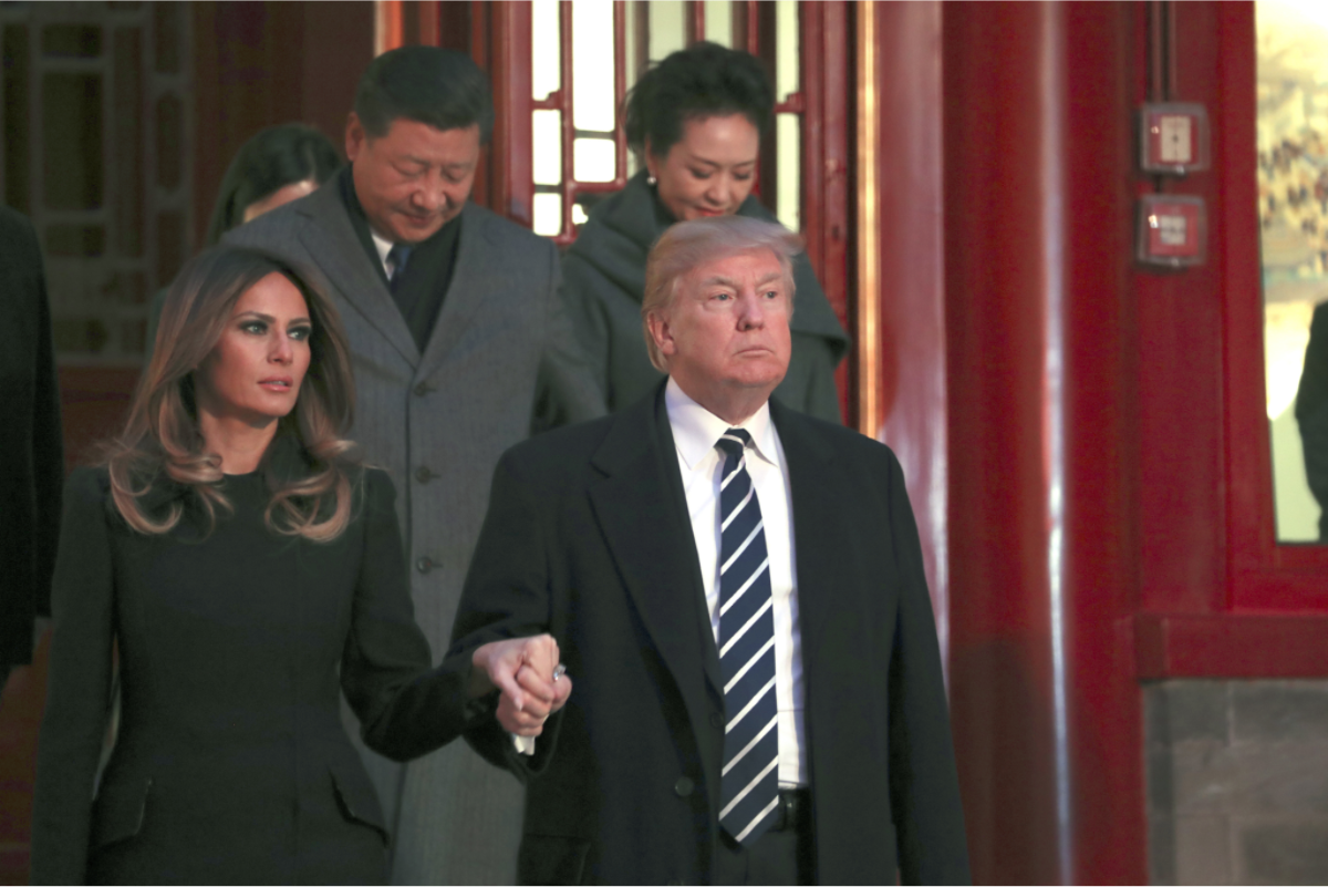 習近平夫婦(右1、2)在紫禁城歡來訪的川普夫婦(左1、2)。 習近平夫婦(右1、2)在紫禁城歡來訪的川普夫婦(左1、2)。