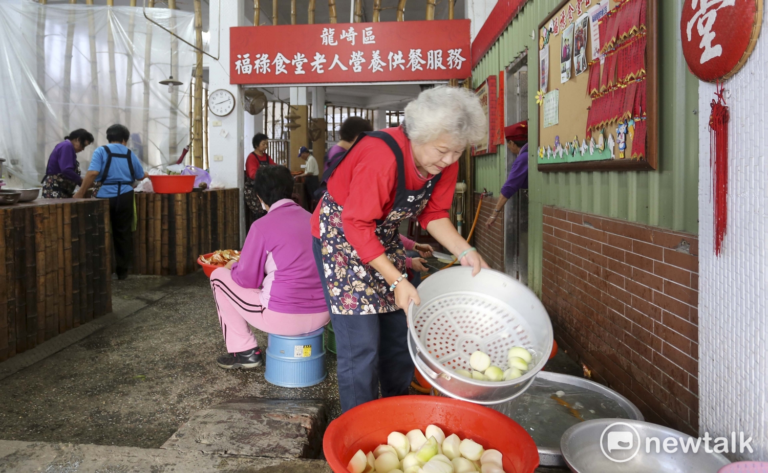 <福祿食堂>提供區內長者免費或低價午餐。圖/張大魯攝 圖 : 張大魯/攝 <福祿食堂>提供區內長者免費或低價午餐。圖/張大魯攝 圖 : 張大魯/攝