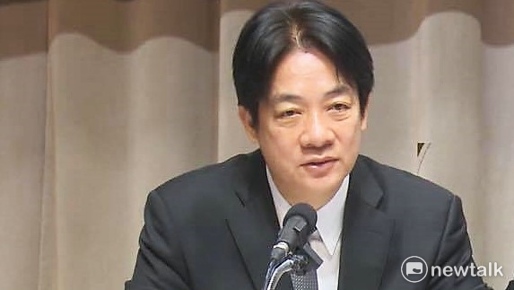 行政院長賴清德今(7)日表示,桃園埤塘光電的發展與生態維護,需要中央與地方共同攜手合作。 行政院長賴清德今(7)日表示,桃園埤塘光電的發展與生態維護,需要中央與地方共同攜手合作。