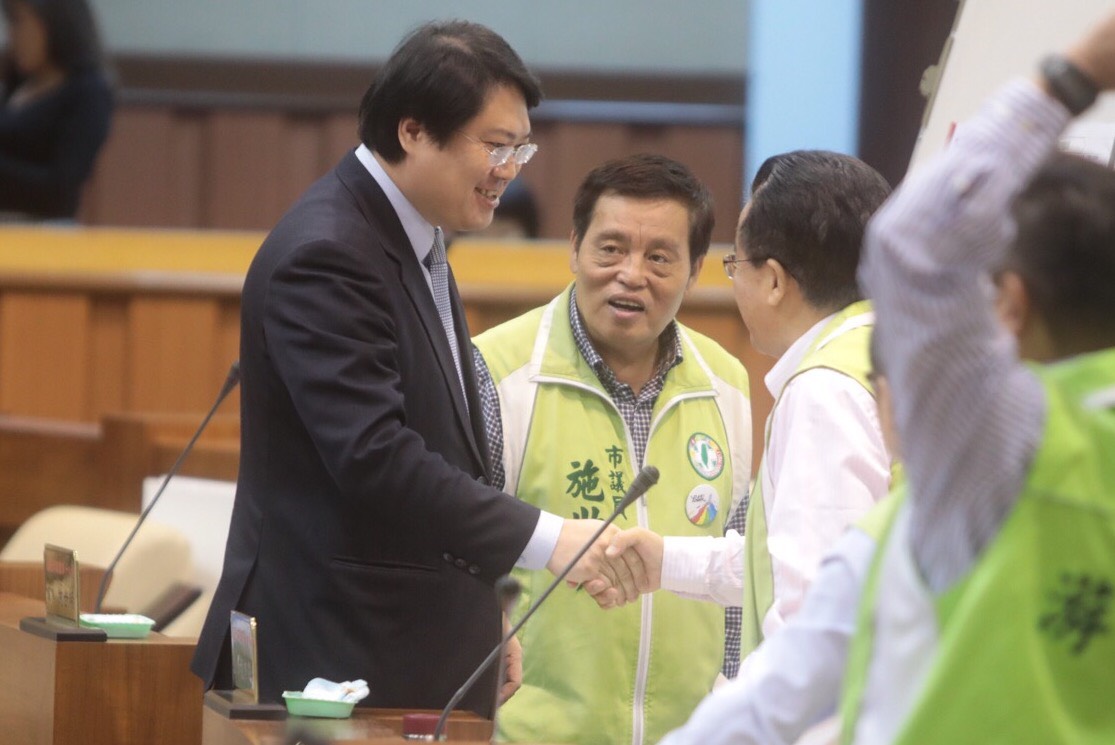 林右昌今(10)日在市議會總質詢答詢時表示,此案可大幅降低汙染。 林右昌今(10)日在市議會總質詢答詢時表示,此案可大幅降低汙染。