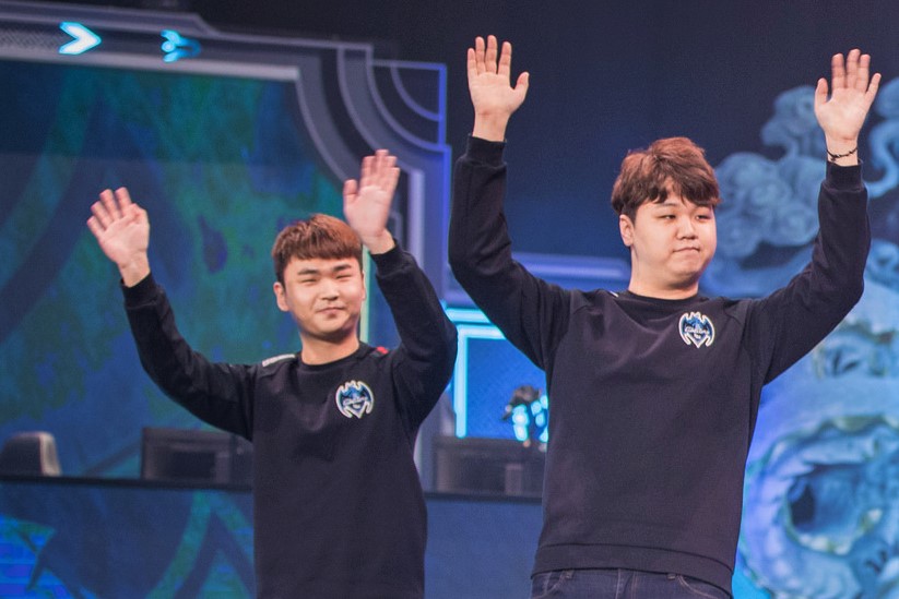 LZ的下路搭檔「PrillA」PraY與GorillA。 LZ的下路搭檔「PrillA」PraY與GorillA。