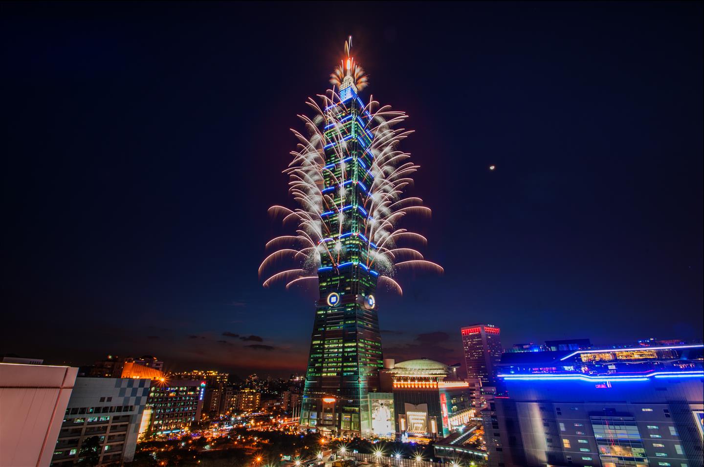 101跨年煙火今年也將正常施放。 圖:翻攝自台北101官方網站 101跨年煙火今年也將正常施放。 圖:翻攝自台北101官方網站