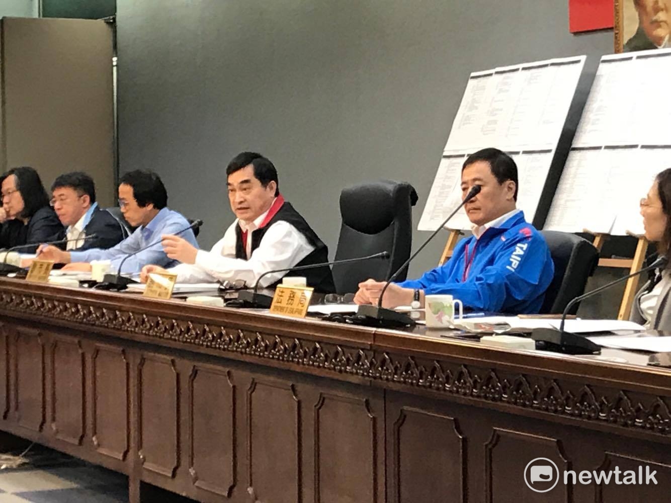 台北市政府三位副市長陳景峻、鄧家基、林欽榮(圖右到左)傳出都會離開。 圖:新頭殼資料照 台北市政府三位副市長陳景峻、鄧家基、林欽榮(圖右到左)傳出都會離開。 圖:新頭殼資料照